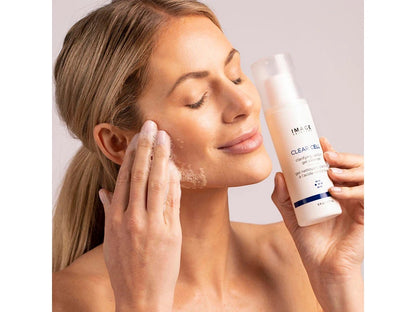 IMAGE CLEAR CELL Clarifying Salicylic Gel Cleanser