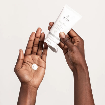 IMAGE AGELESS Total Resurfacing Masque